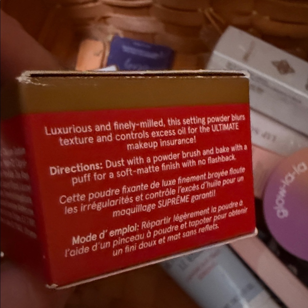 ONE/SIZE Ultimate Setting Powder - Dark/Deep - Picture 2 of 7